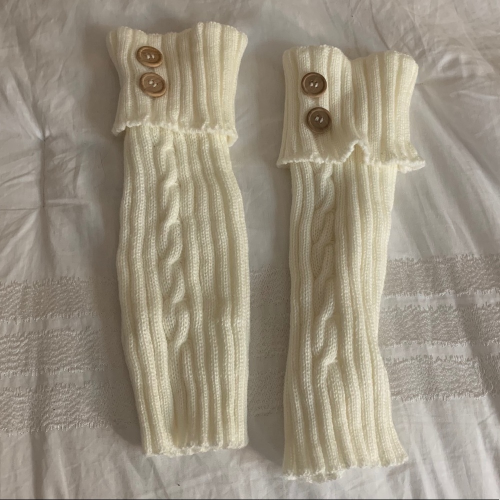 Leg warmers -cream